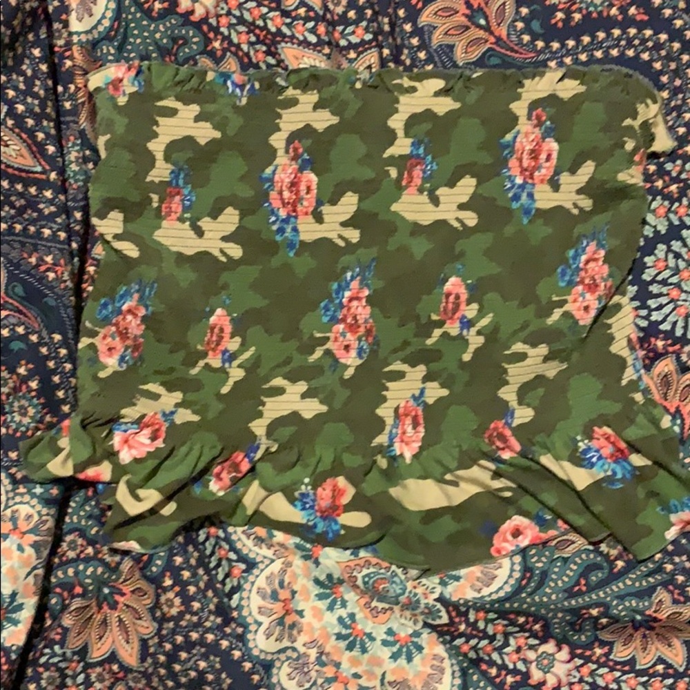 Camo crop top